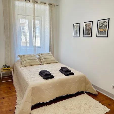 Nassima ליסבון